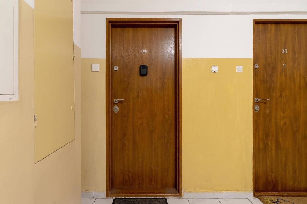 Lagiewniki Sanctuary One Bedroom Apartment By Renters Cracovia Exterior foto